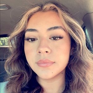 Meet your Posher, Alyna